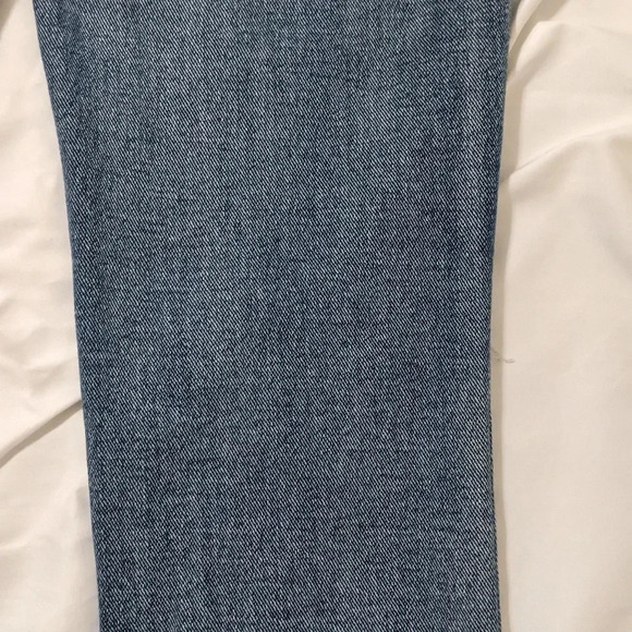 Pacsun Distressed Mom Jean, Color Blue Size 24 - Picture 11 of 14